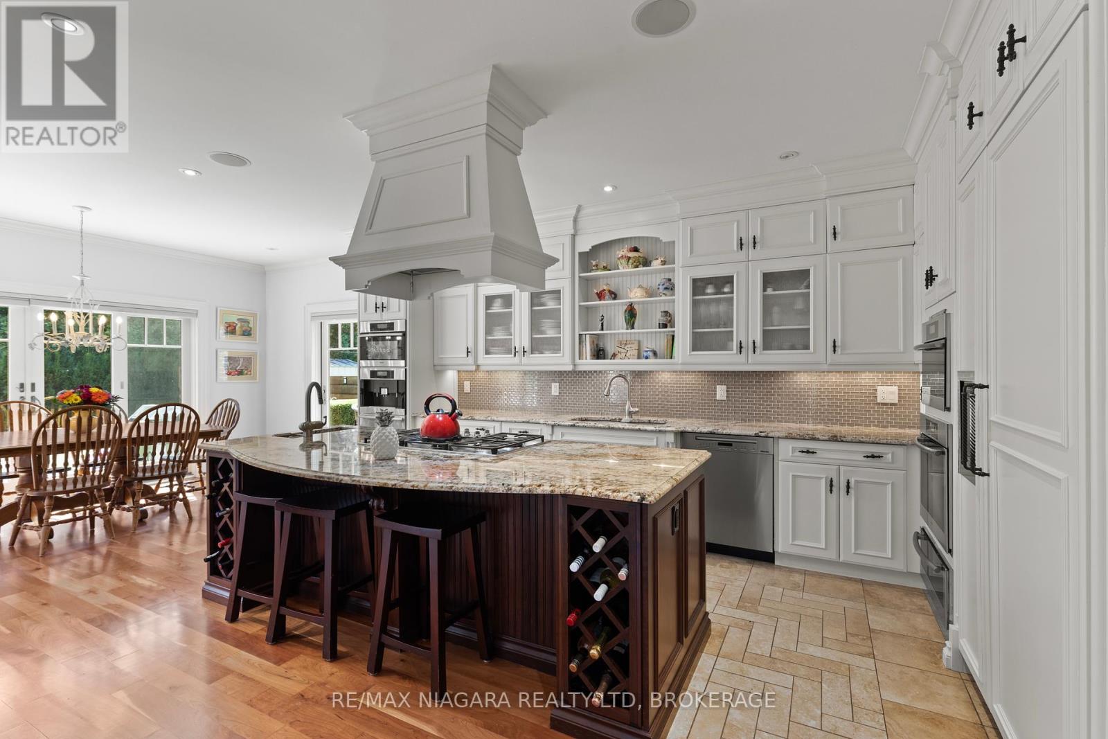 Photo 11 of 380 Nassau Street, Niagaraonthelake ON