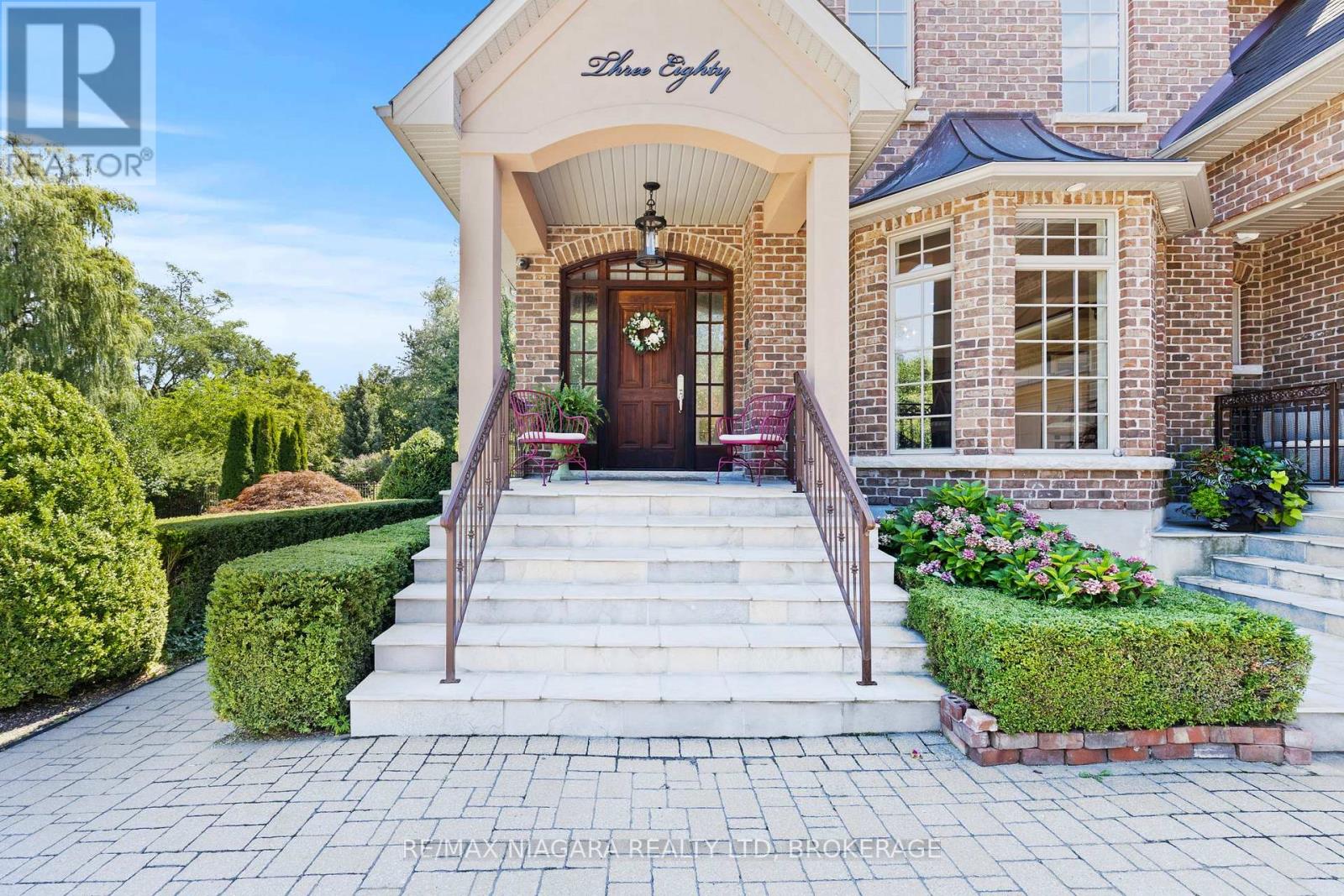 Photo 4 of 380 Nassau Street, Niagaraonthelake ON