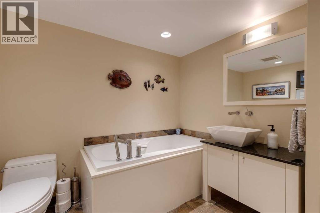 Single Family House for Sale in    Avenue SW Mission Calgary 