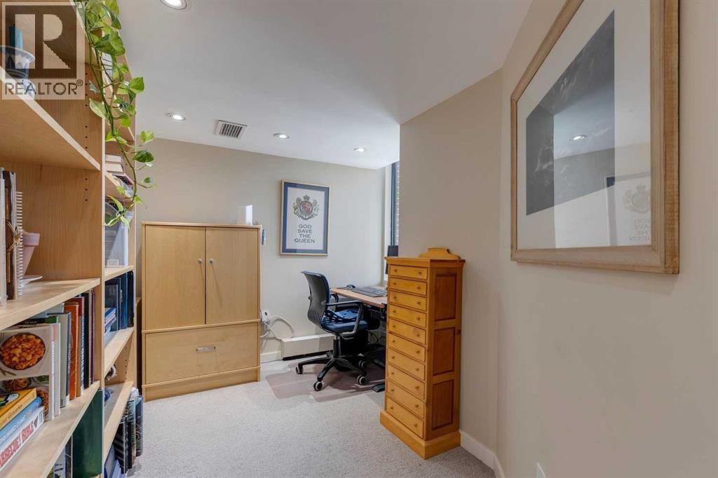 Single Family House for Sale in    Avenue SW Mission Calgary 