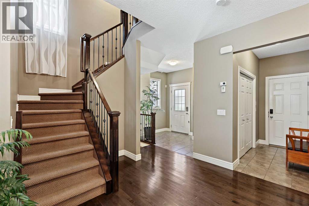 Single Family House for Sale in  Everglen Crescent SW Evergreen Calgary 