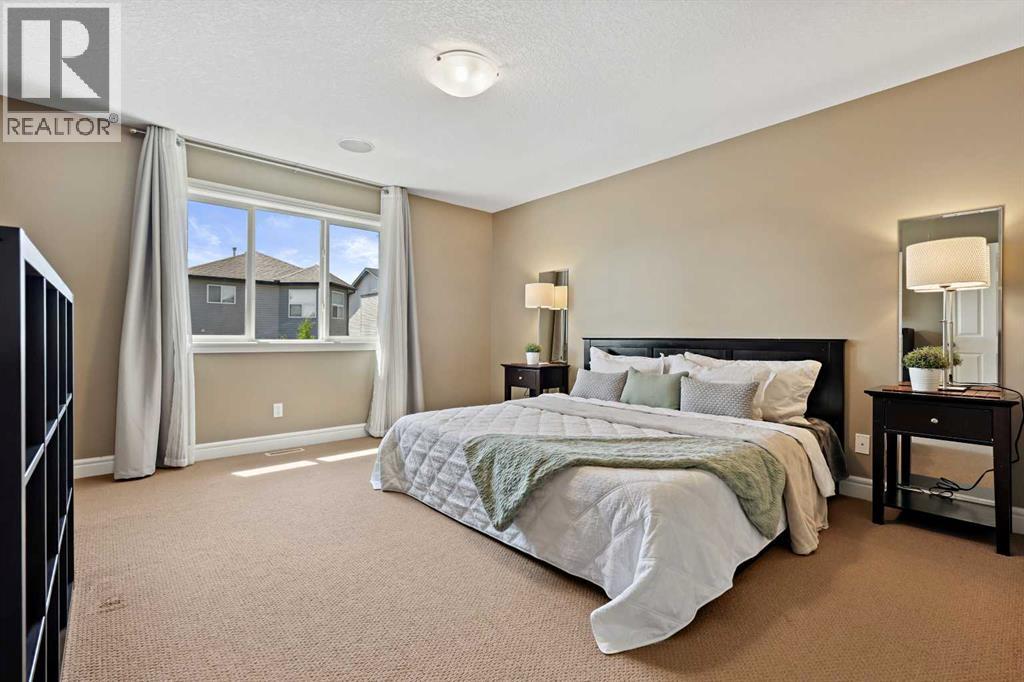 Single Family House for Sale in  Everglen Crescent SW Evergreen Calgary 