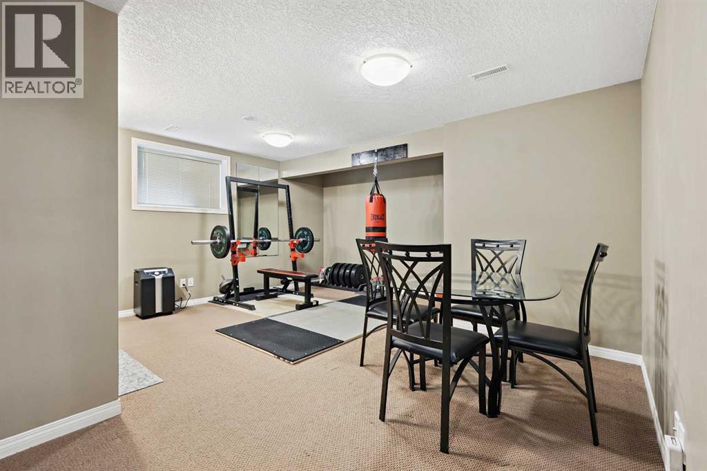 Single Family House for Sale in  Everglen Crescent SW Evergreen Calgary 