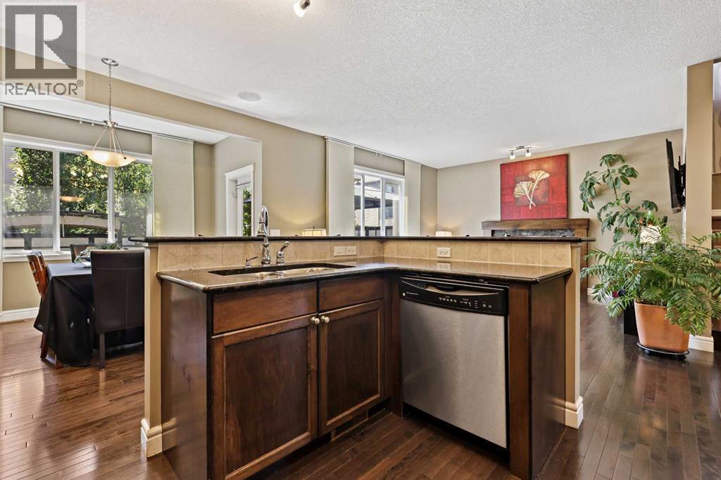 Single Family House for Sale in  Everglen Crescent SW Evergreen Calgary 