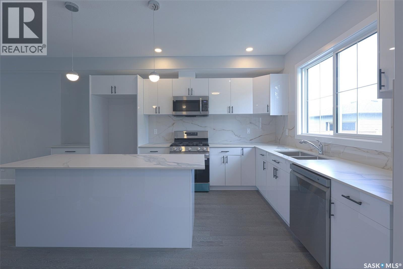 Photo 5 of 29 Salisbury Drive, Saskatoon SK