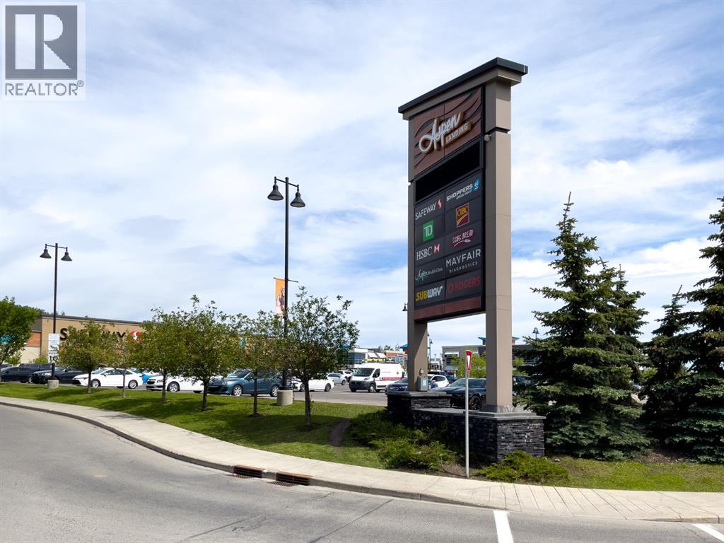 Single Family House for Sale in   Aspenmont Heights SW Aspen Woods Calgary 