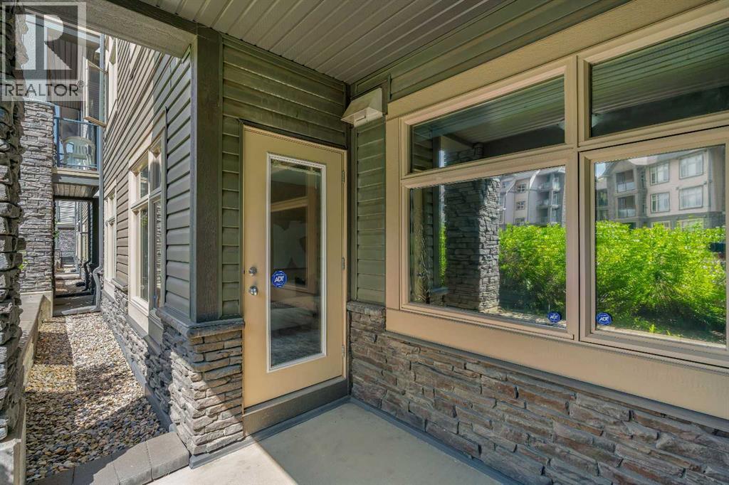 Single Family House for Sale in   Aspenmont Heights SW Aspen Woods Calgary 