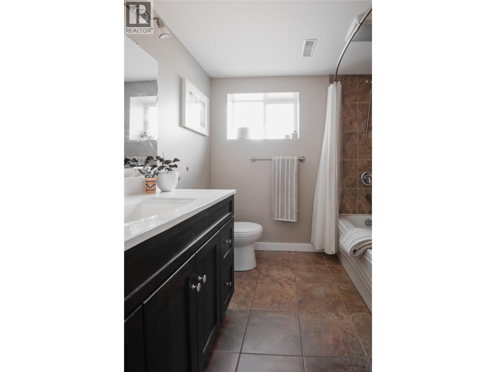 7200 Wyatt Way, Vernon