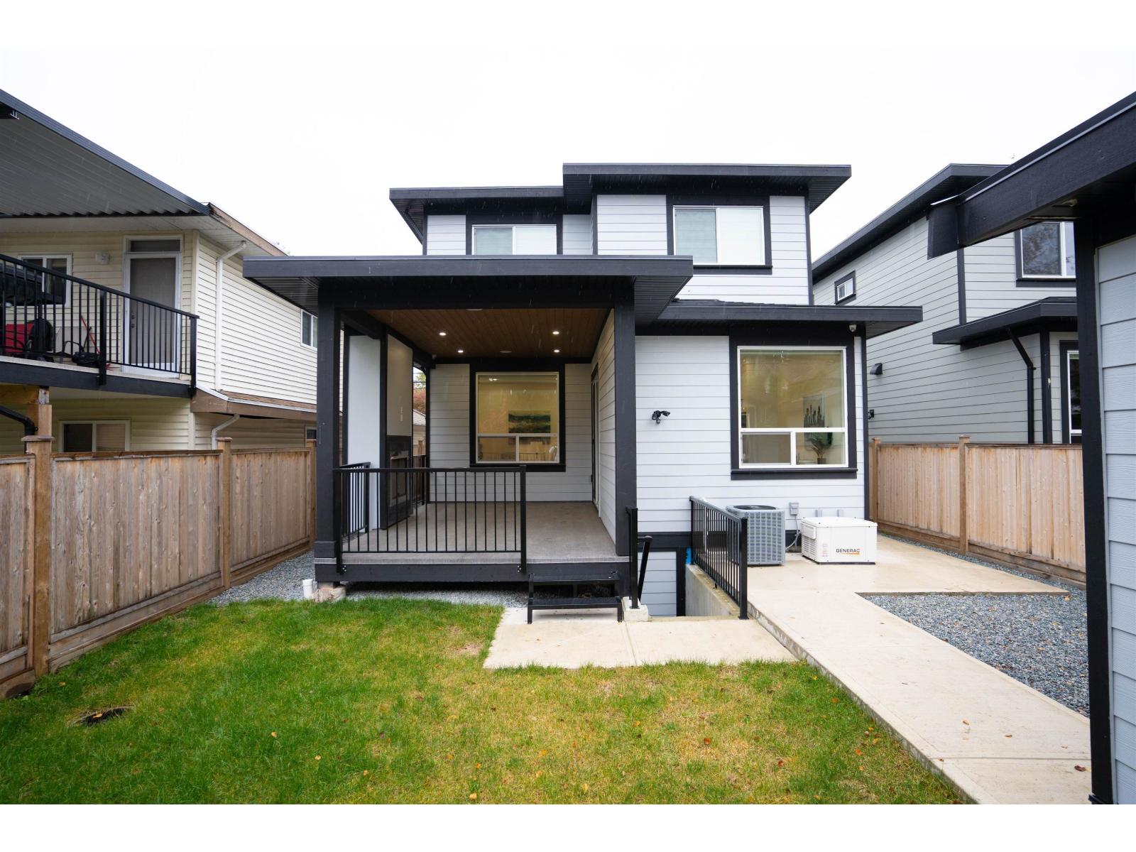 Photo 24 of 11796 84 Avenue, Delta BC