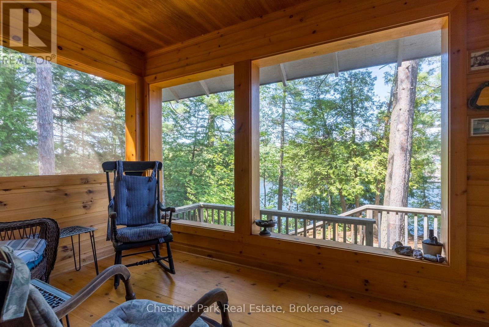 Photo 32 of 26 Taylor Island 26 Lm, Gravenhurst ON