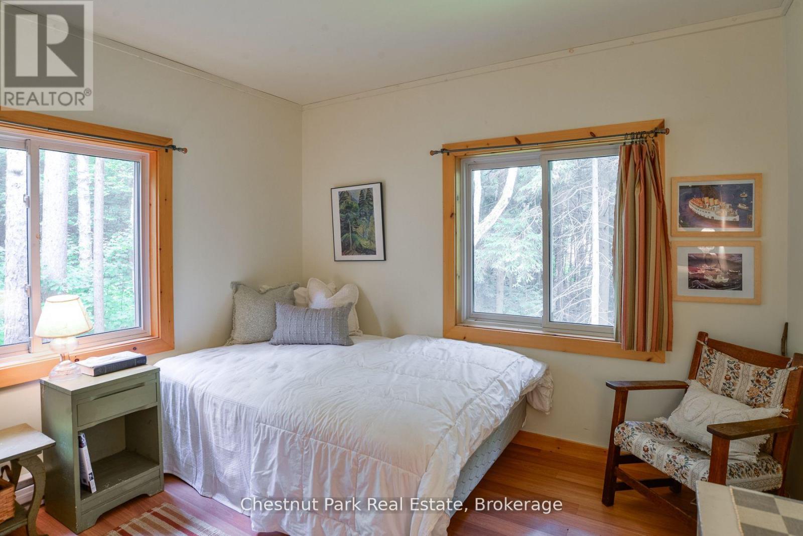 Photo 9 of 26 Taylor Island 26 Lm, Gravenhurst ON