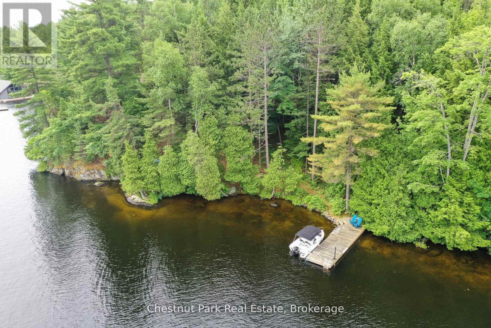 Photo 14 of 26 Taylor Island 26 Lm, Gravenhurst ON