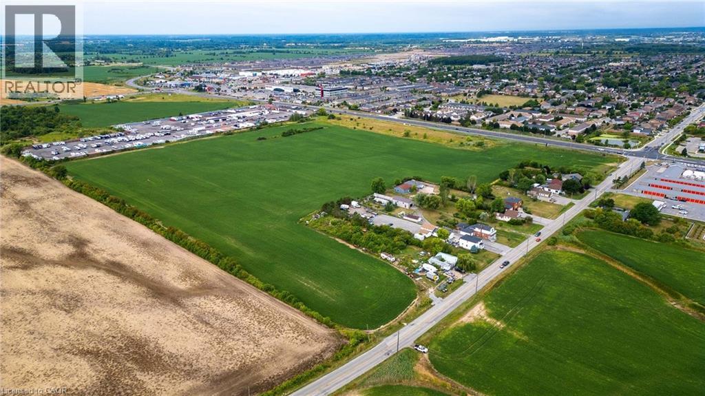 Photo 8 of 2 Highland Road E, Hamilton ON