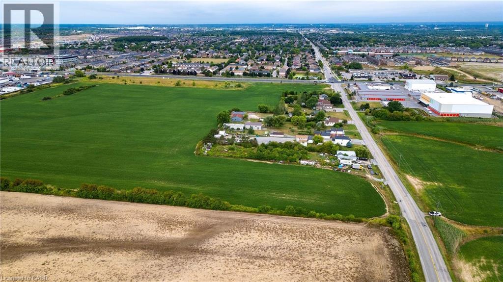 Photo 15 of 2 Highland Road E, Hamilton ON