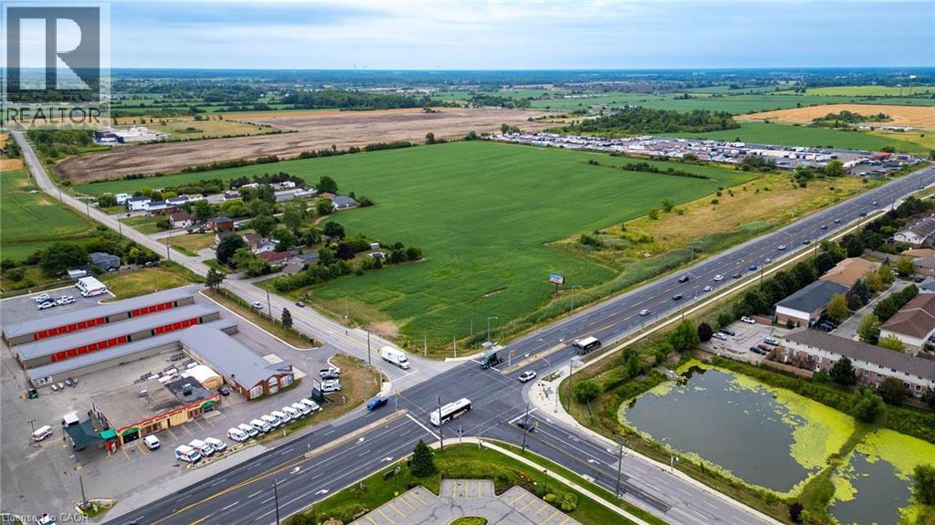 Photo 10 of 2 Highland Road E, Hamilton ON