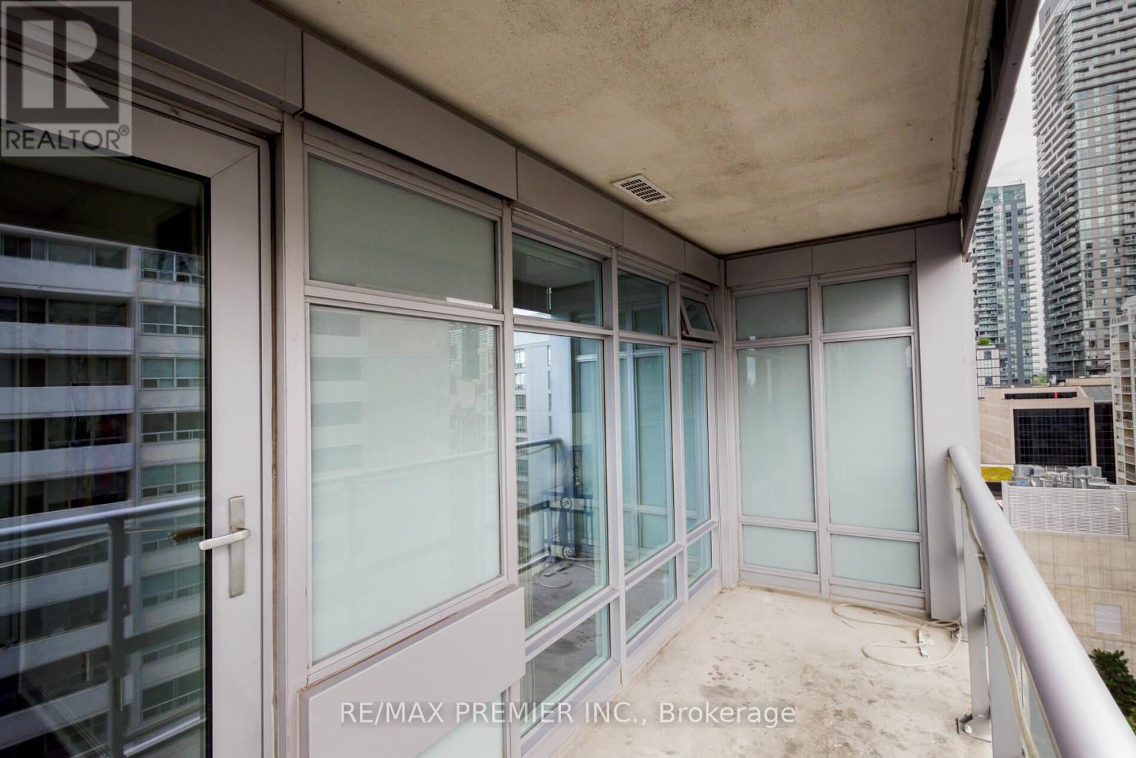 Photo 25 of 1512 2191 Yonge Street, Toronto ON