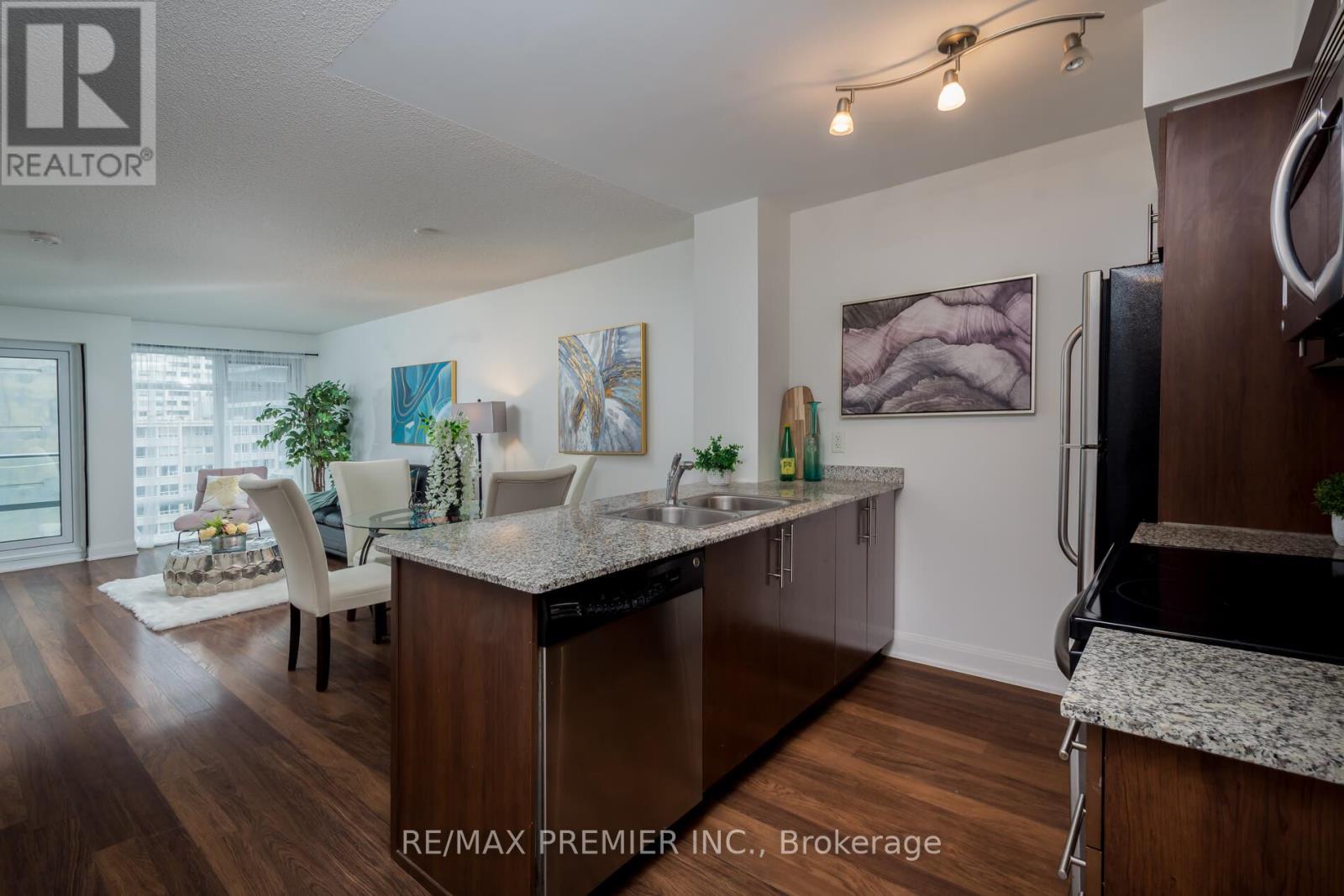 Photo 26 of 1512 2191 Yonge Street, Toronto ON