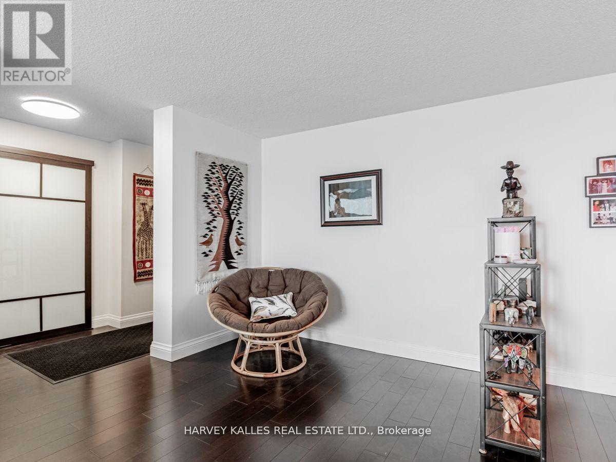 Photo 2 of 1408 133 Torresdale Avenue, Toronto ON