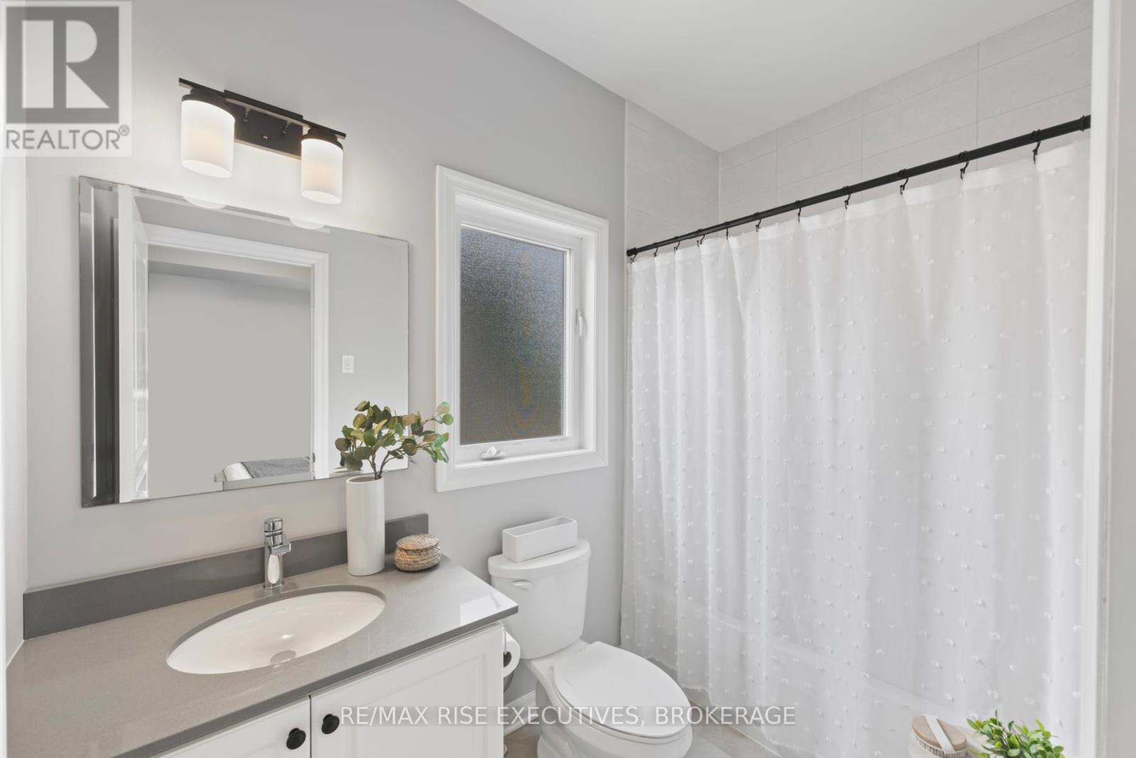 Photo 19 of 941 Edward Riley Drive, Kingston ON
