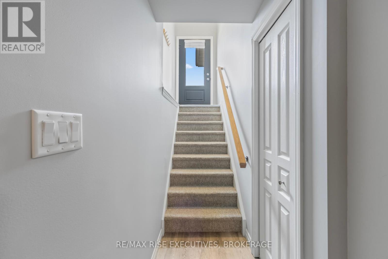 Photo 18 of 941 Edward Riley Drive, Kingston ON