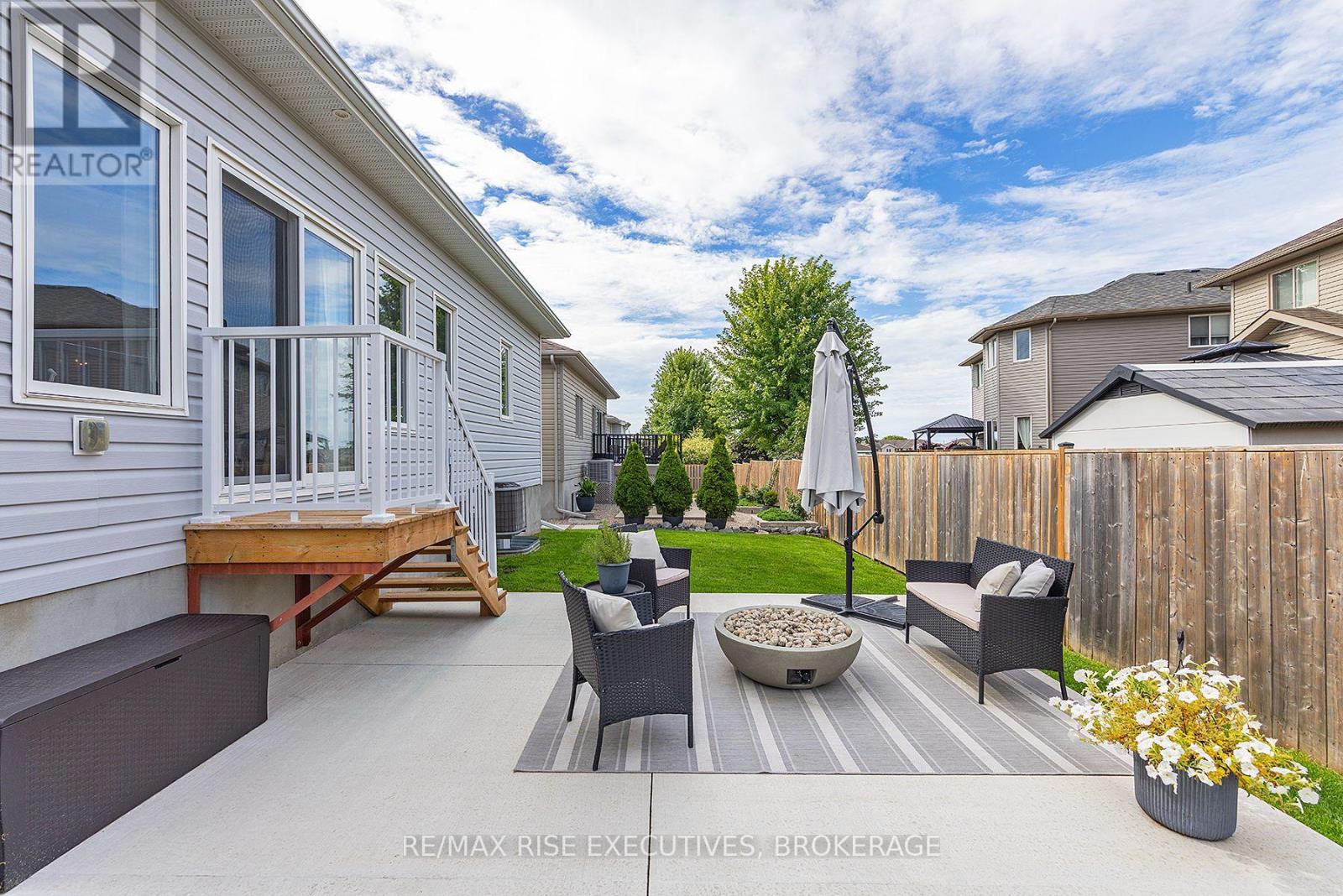 Photo 23 of 941 Edward Riley Drive, Kingston ON