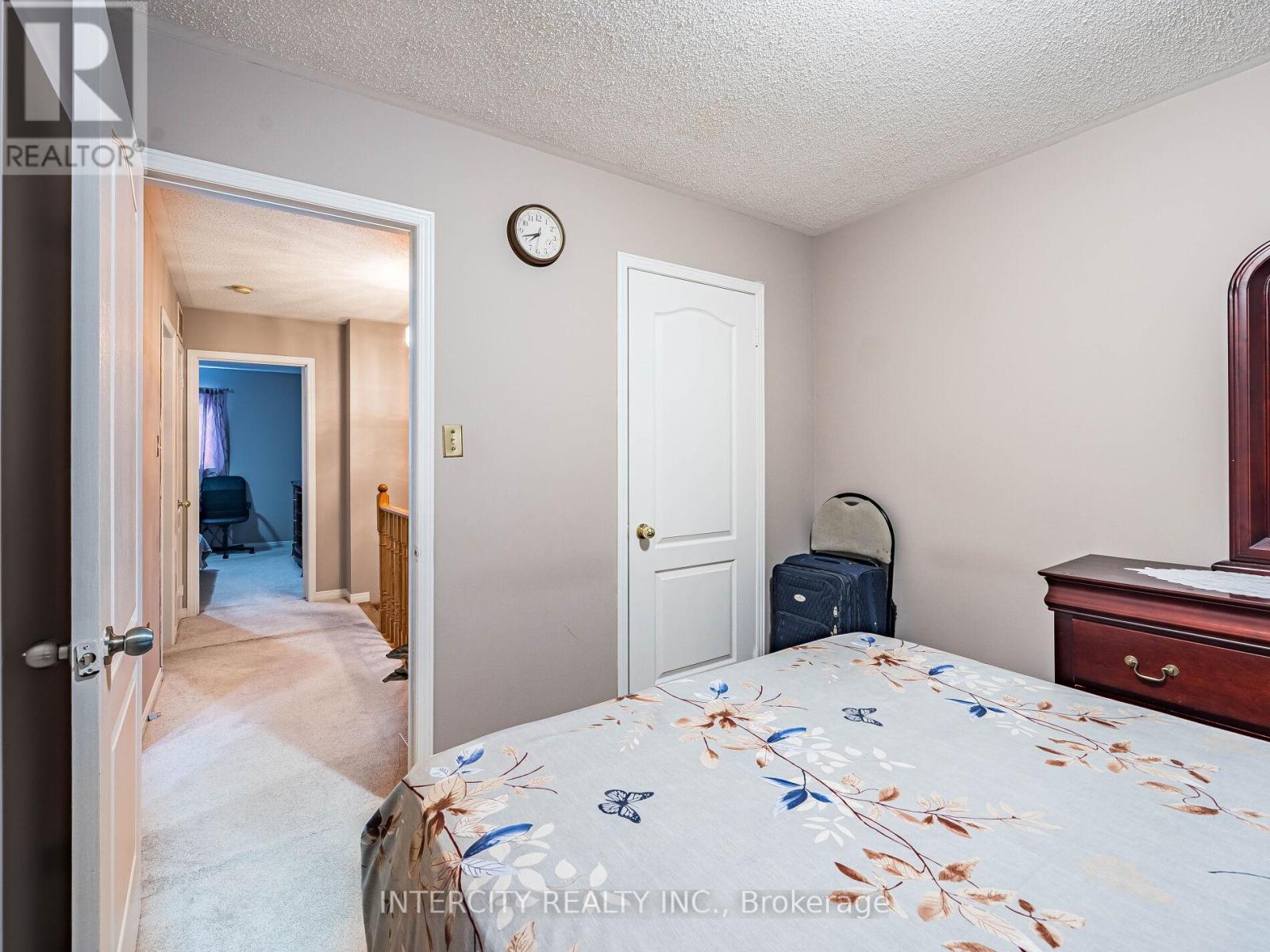 Photo 34 of 8 Wedgewood Place, Vaughan ON