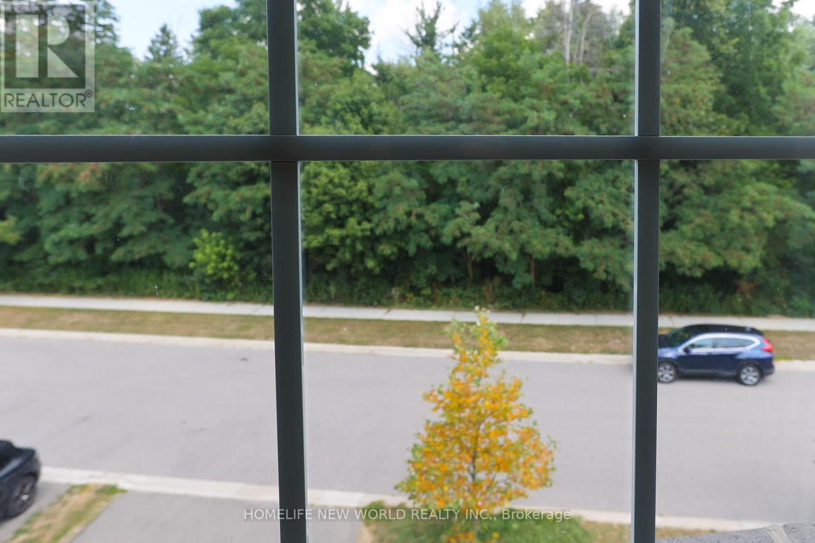 Photo 25 of Master 3rd Fl 41 Pulpwood Crescent, Richmond Hill ON