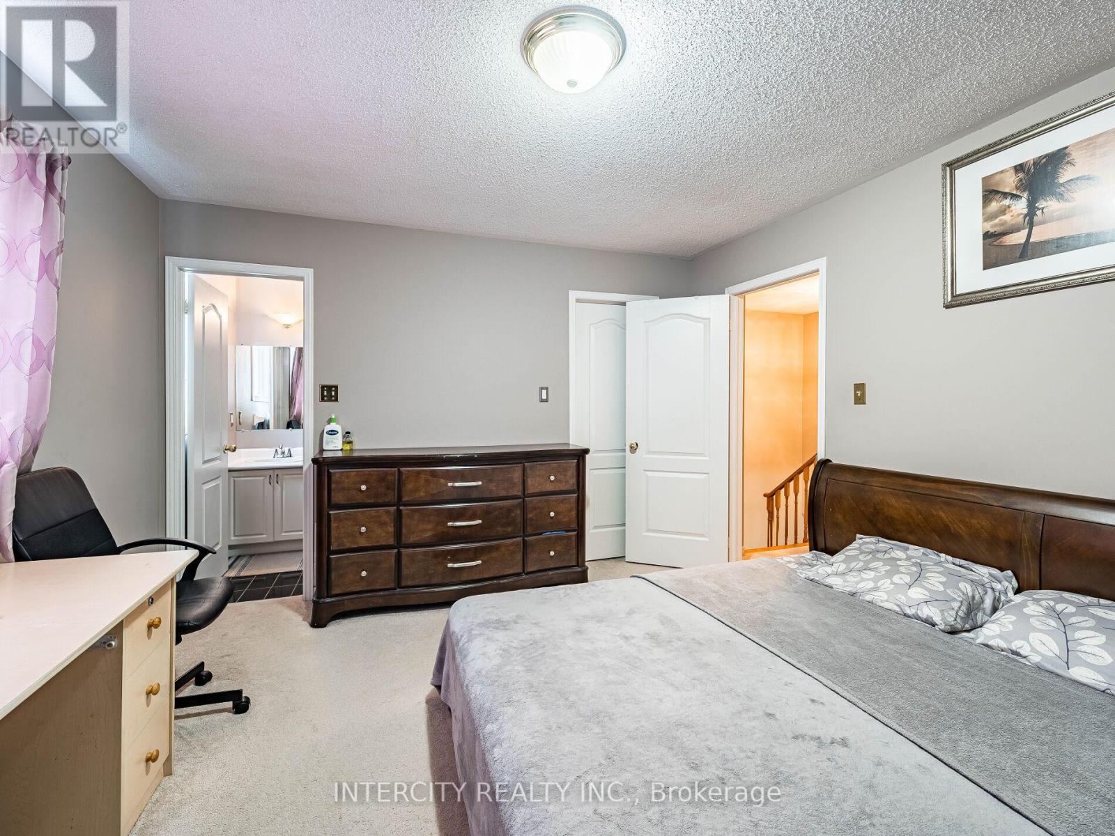 Photo 28 of 8 Wedgewood Place, Vaughan ON
