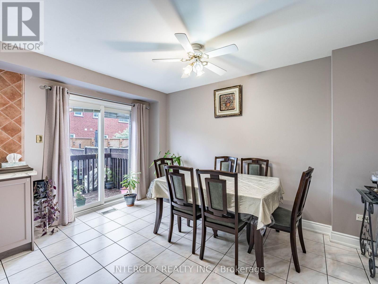 Photo 16 of 8 Wedgewood Place, Vaughan ON