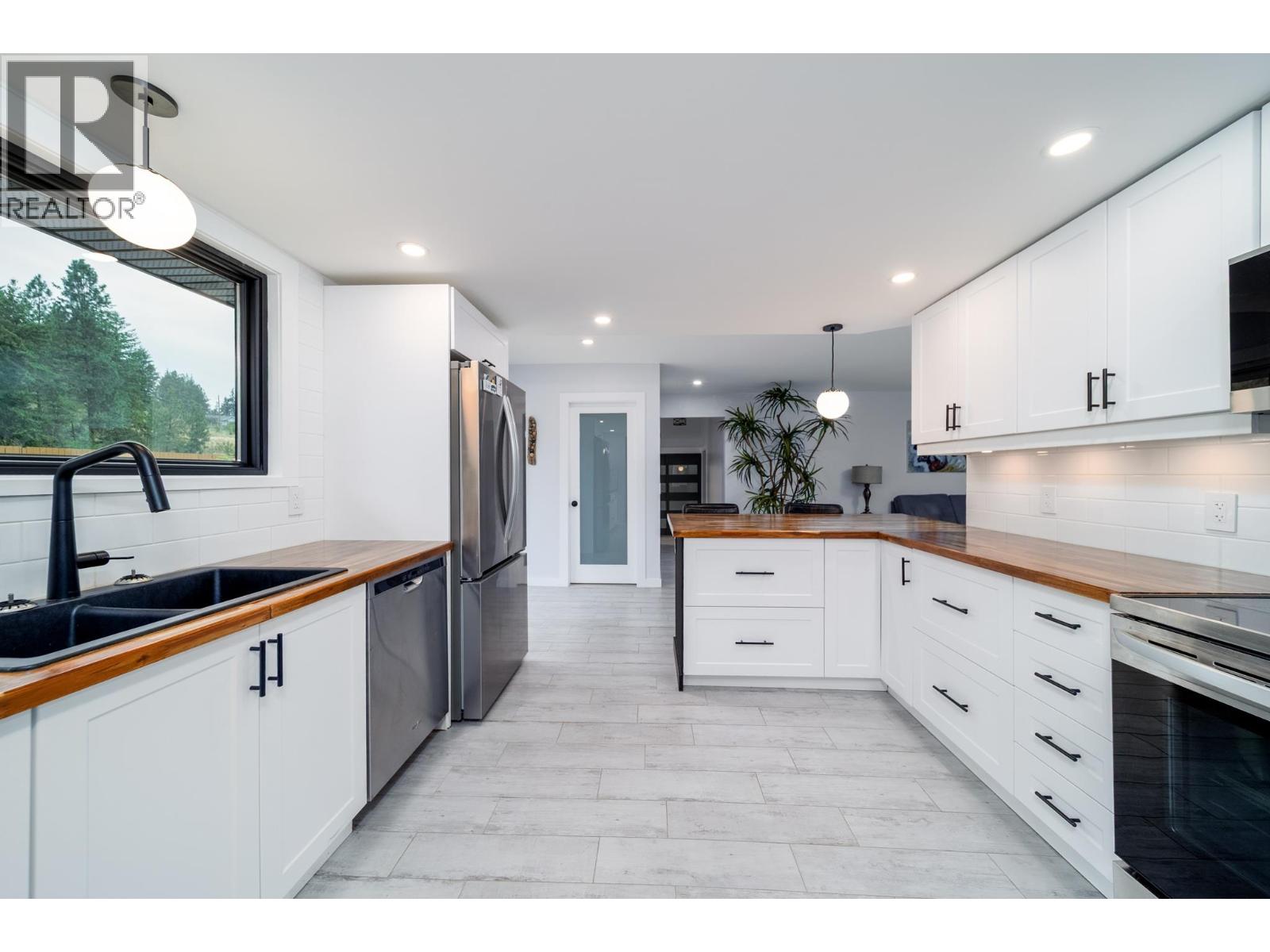 2132 Monte Carlo Road, Lake Country