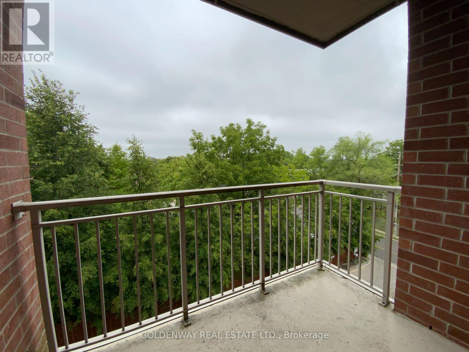 Photo 20 of 315 10101 Yonge Street, Richmond Hill ON