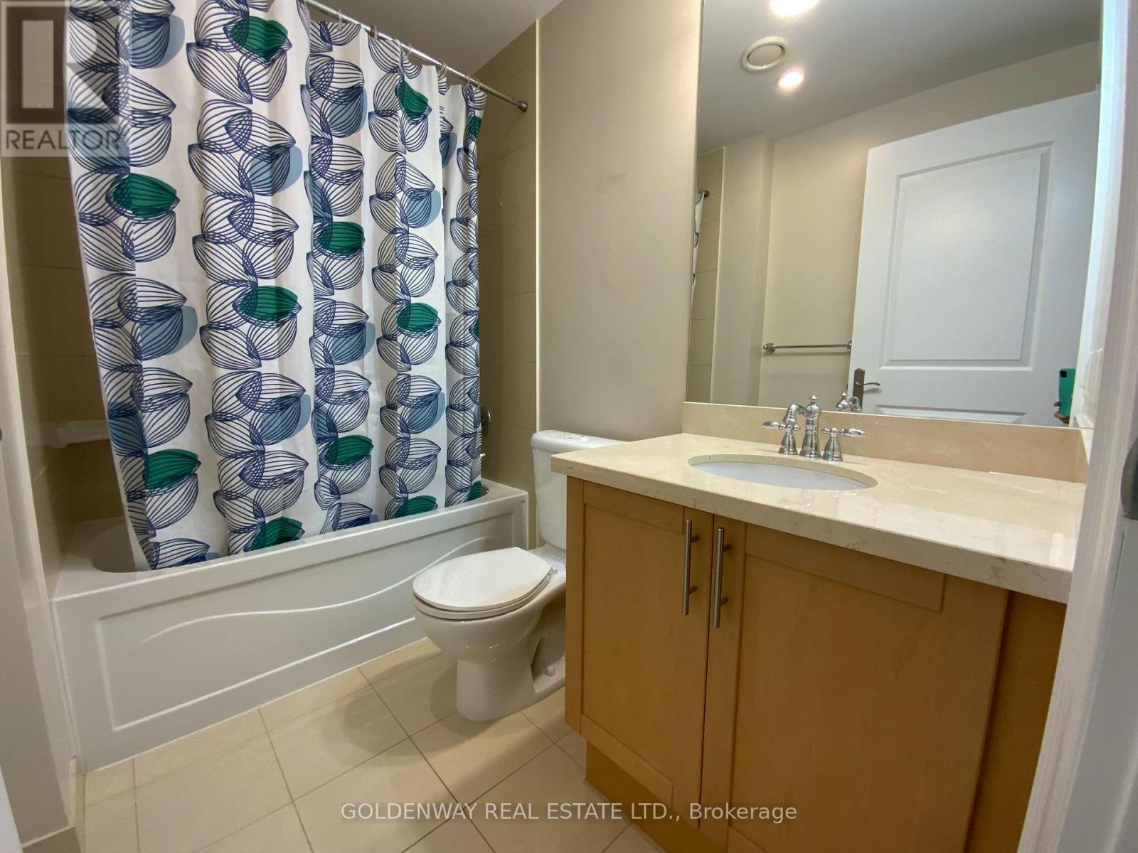 Photo 29 of 315 10101 Yonge Street, Richmond Hill ON