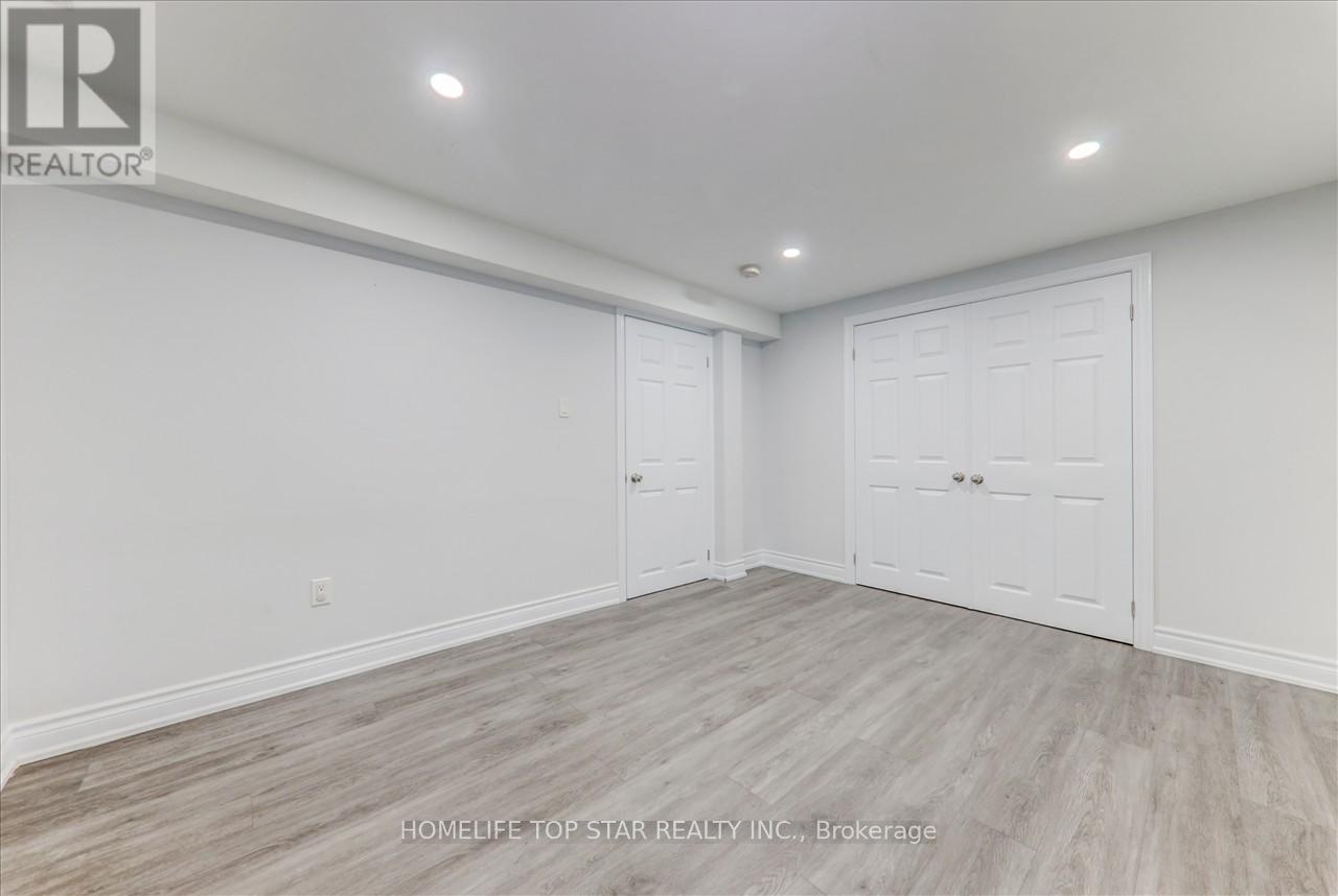 Photo 6 of 50 Marydale Ave Avenue S, Markham ON