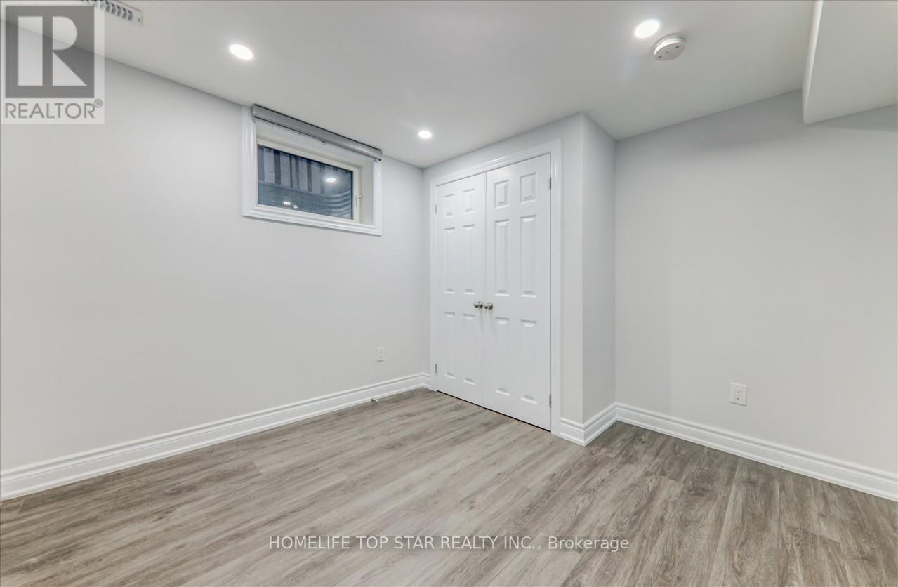 Photo 9 of 50 Marydale Ave Avenue S, Markham ON