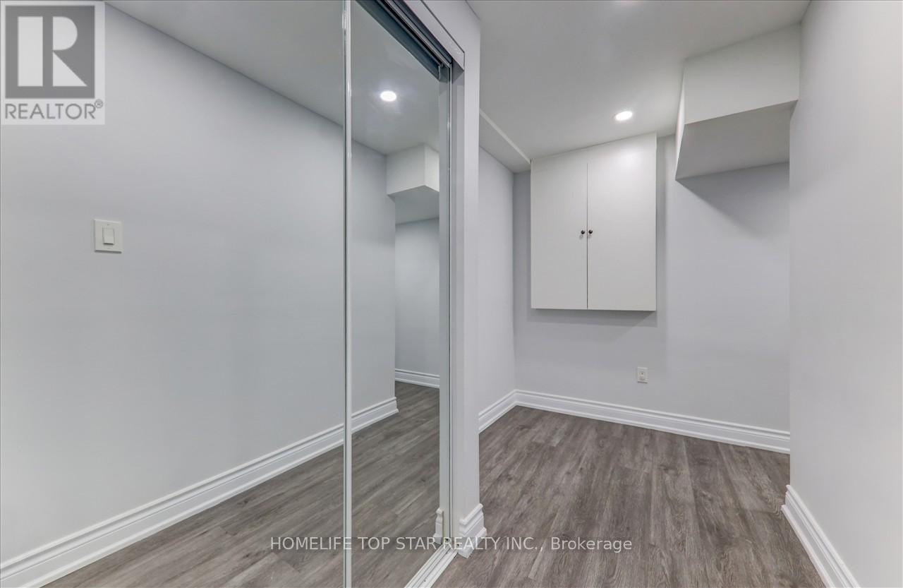 Photo 3 of 50 Marydale Ave Avenue S, Markham ON