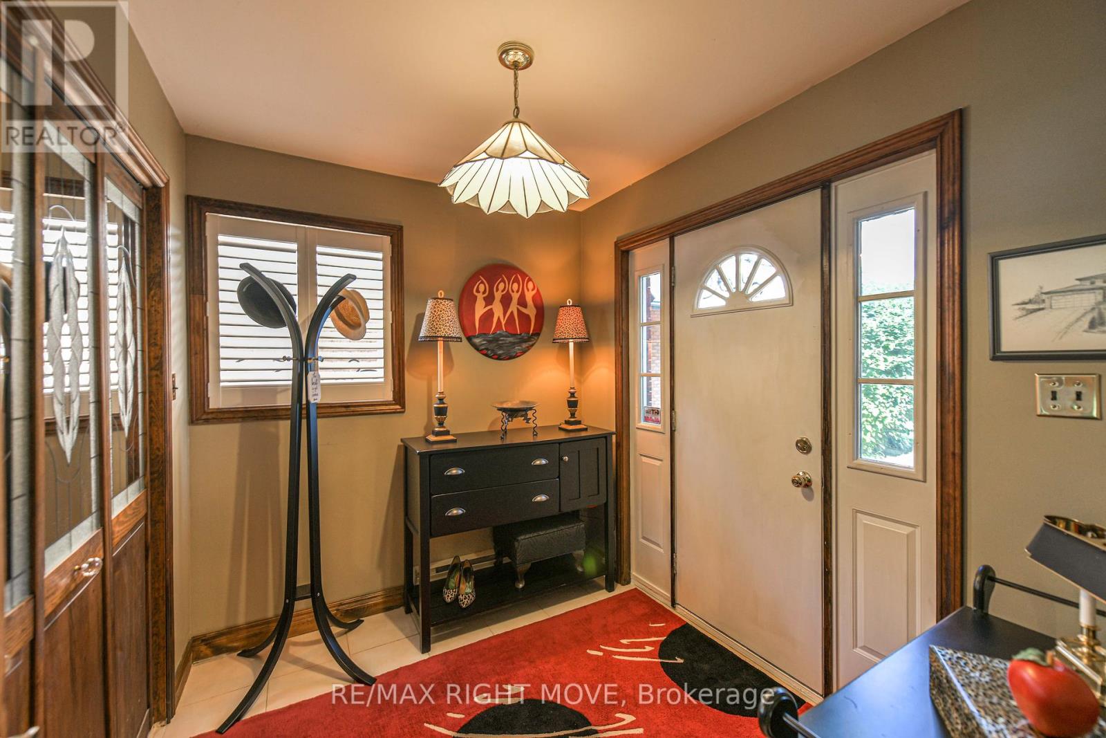 Photo 1 of 759 Broadview Avenue, Orillia ON