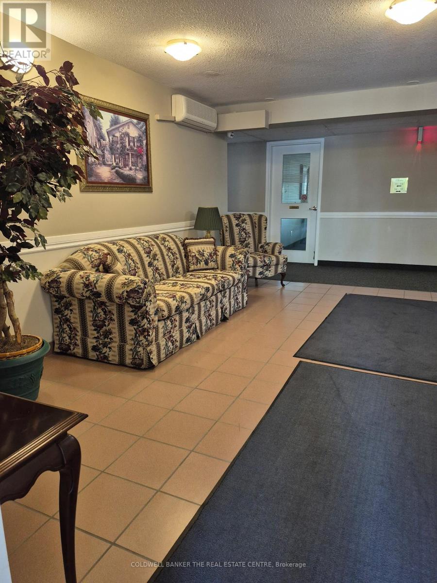 Photo 1 of 212 49 Jacobs Terrace, Barrie ON
