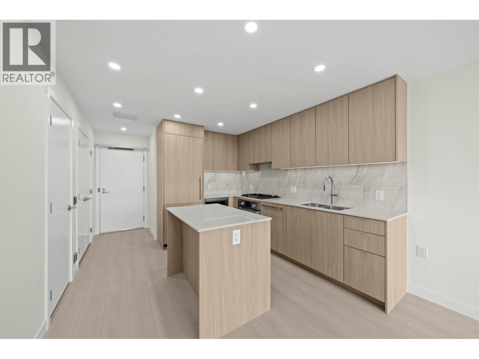 Photo 27 of 906 626 Claremont Street, Coquitlam BC