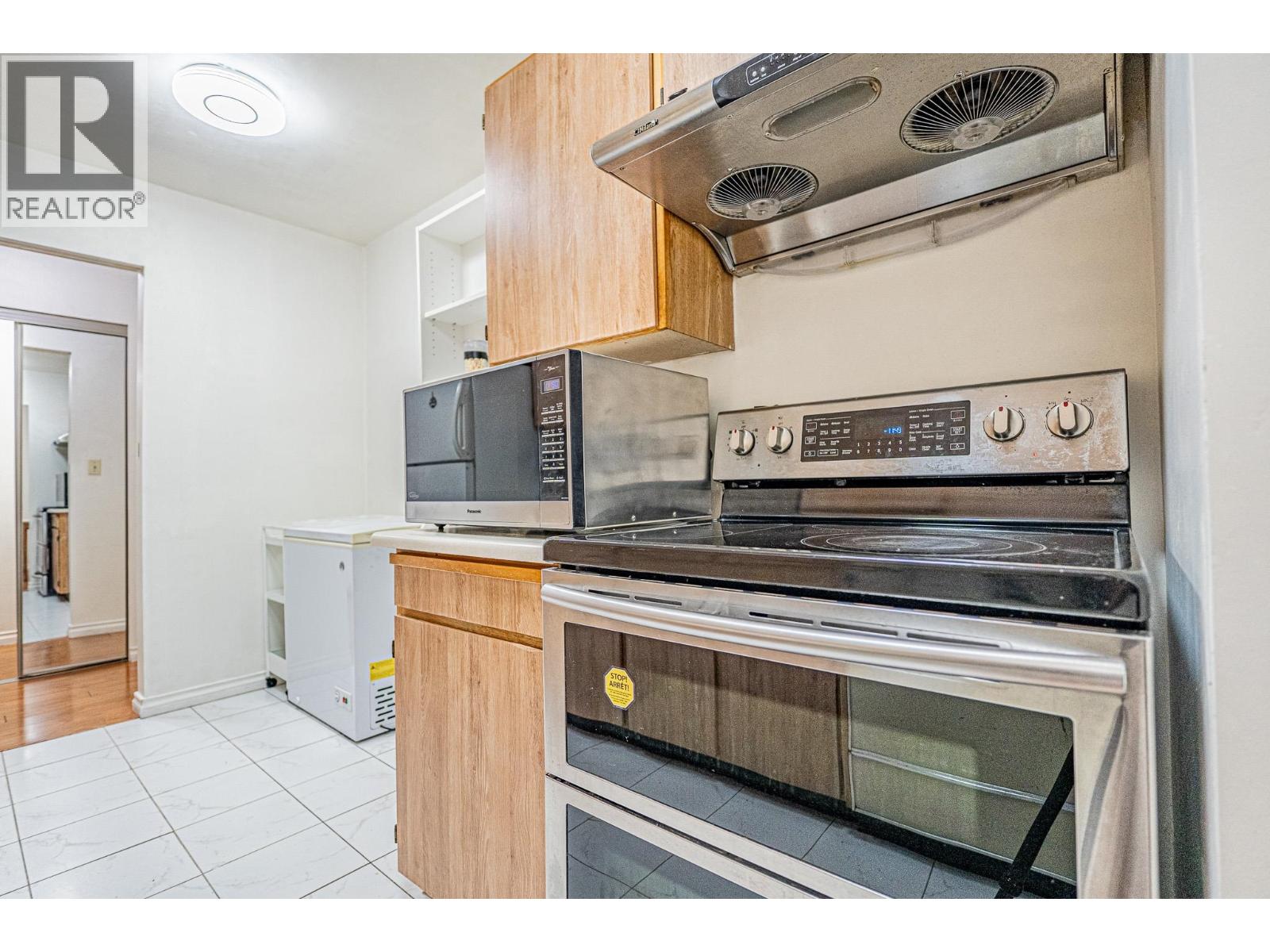 Photo 23 of 203 5471 Arcadia Road, Richmond BC