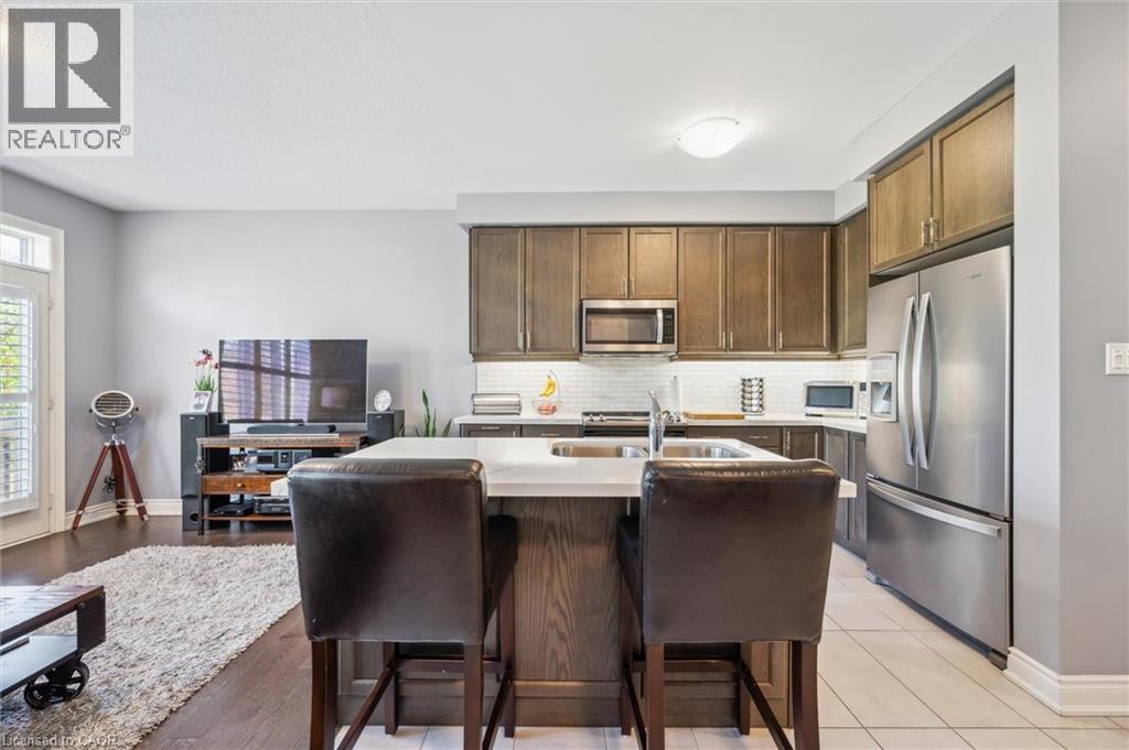 Photo 10 of 29 Riverwalk Drive, Hamilton ON