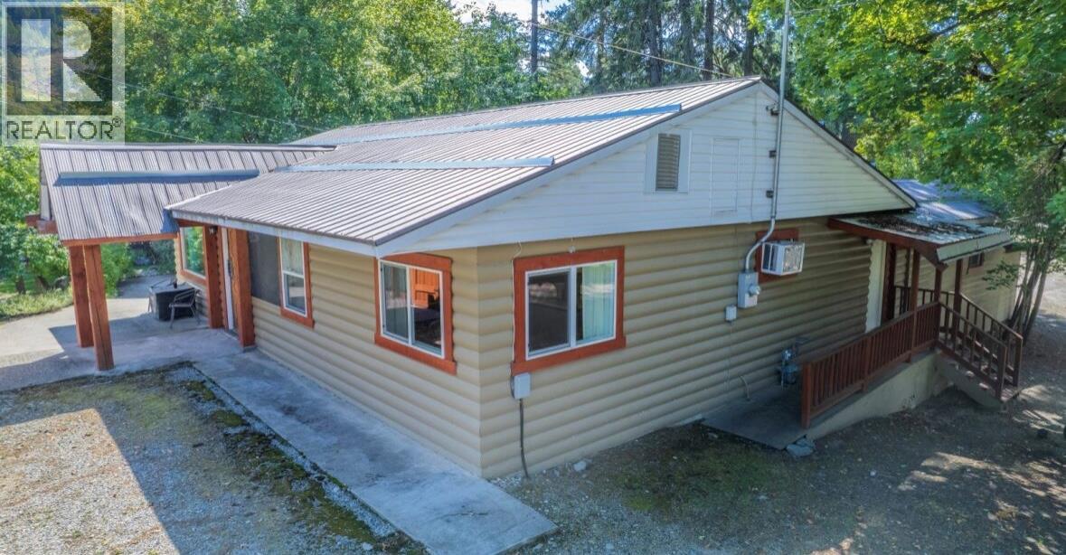 9&11 KINGSLEY Road, Christina Lake