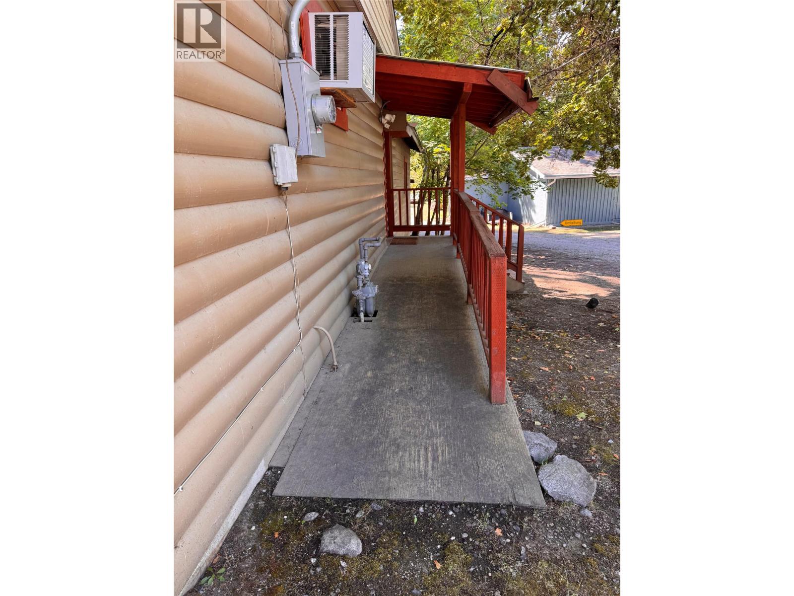 9&11 KINGSLEY Road, Christina Lake