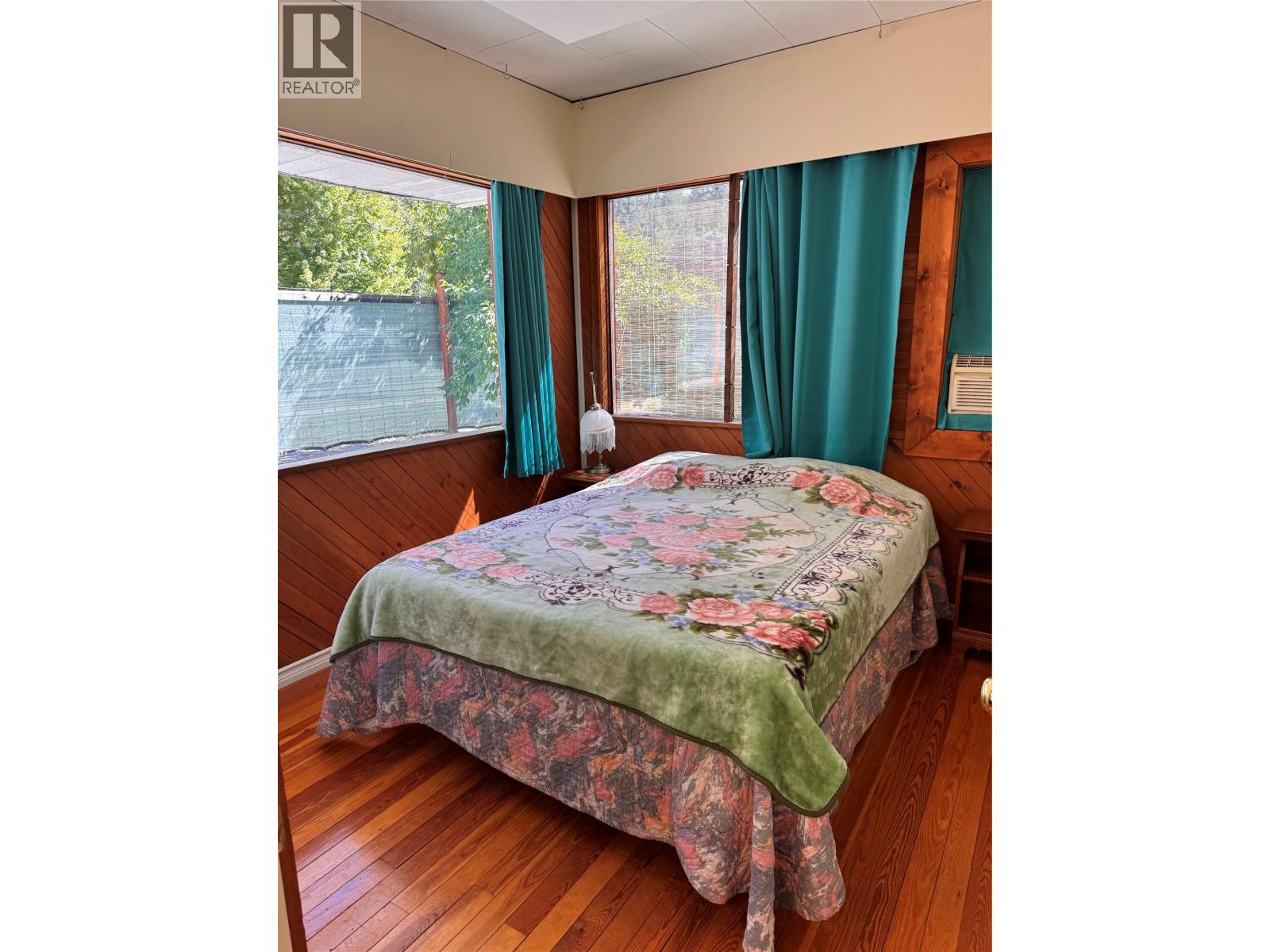 9&11 KINGSLEY Road, Christina Lake