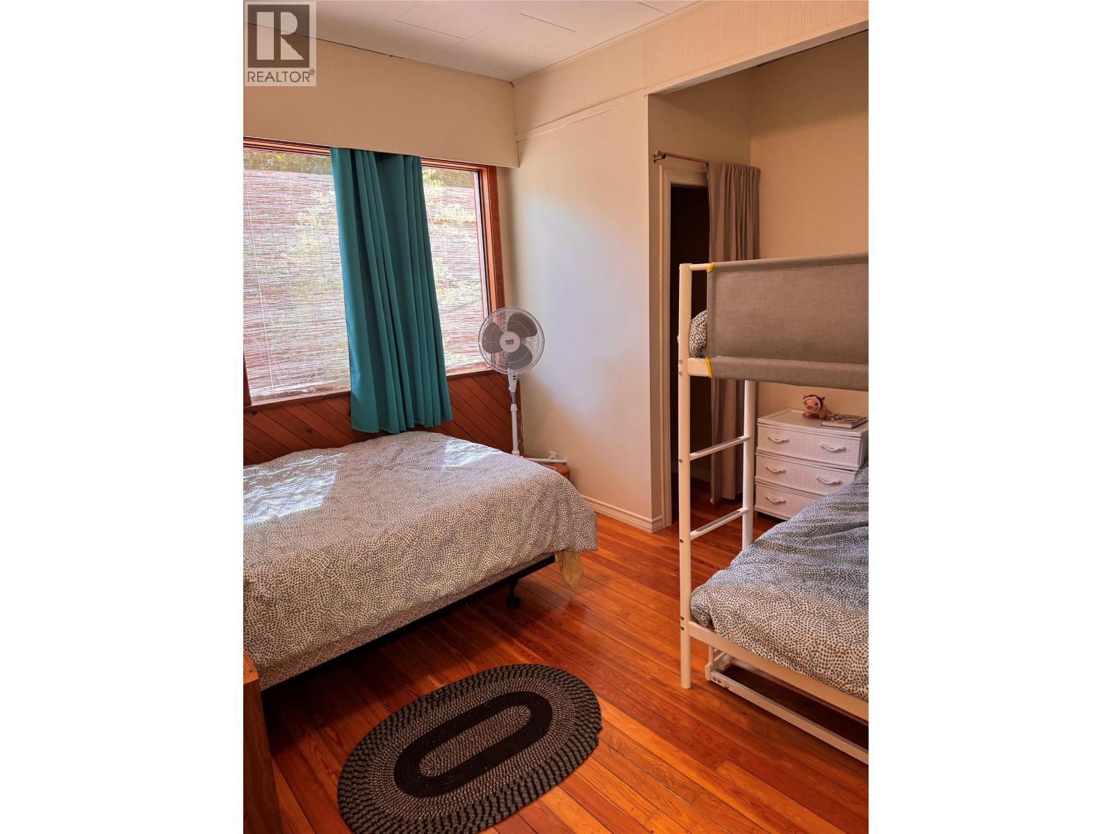 9&11 KINGSLEY Road, Christina Lake
