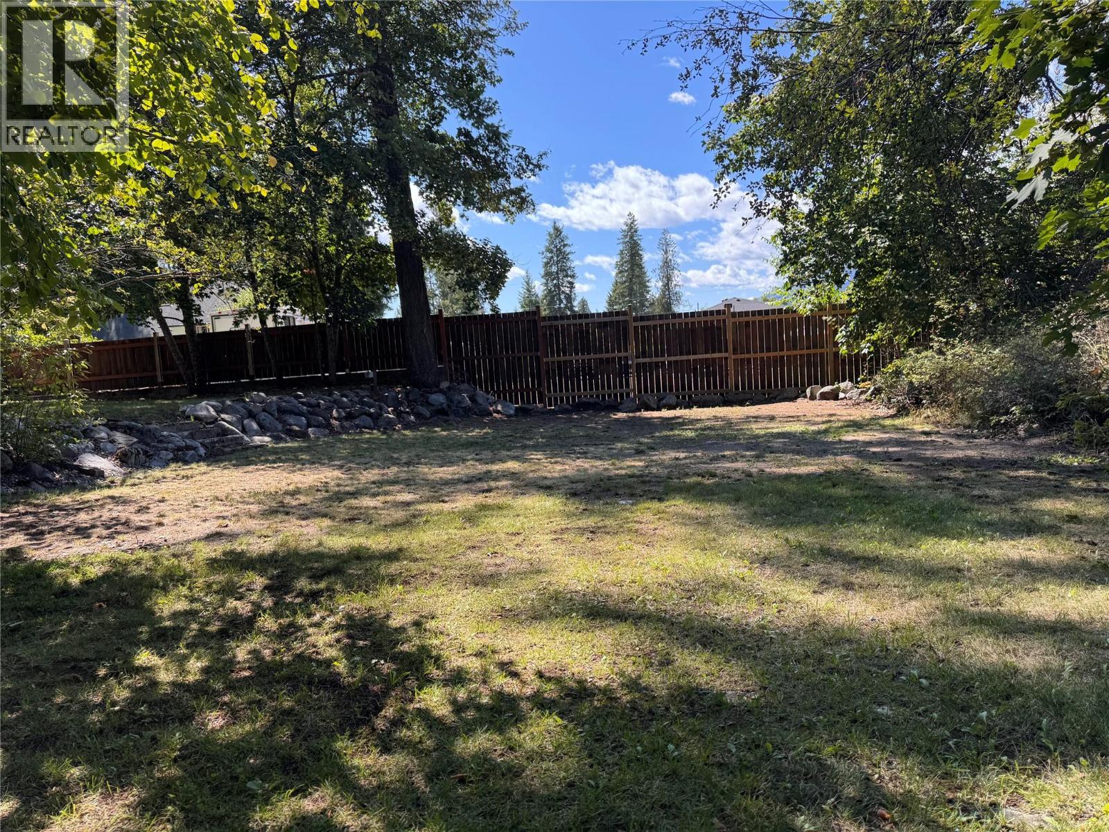 9&11 KINGSLEY Road, Christina Lake