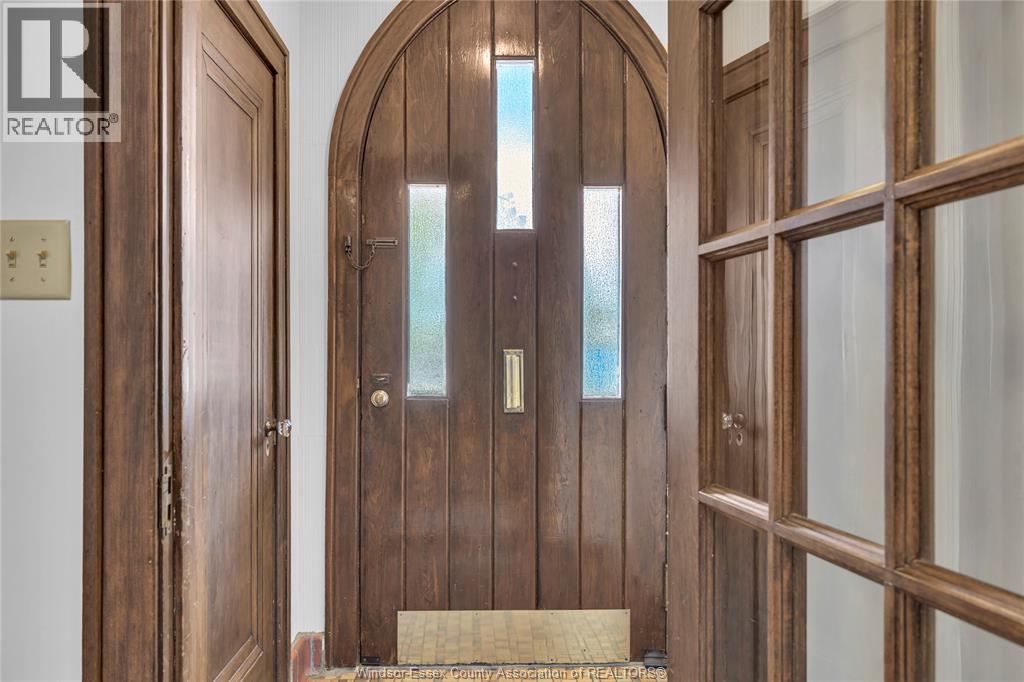 Photo 30 of 2195 Kildare Road, Windsor ON