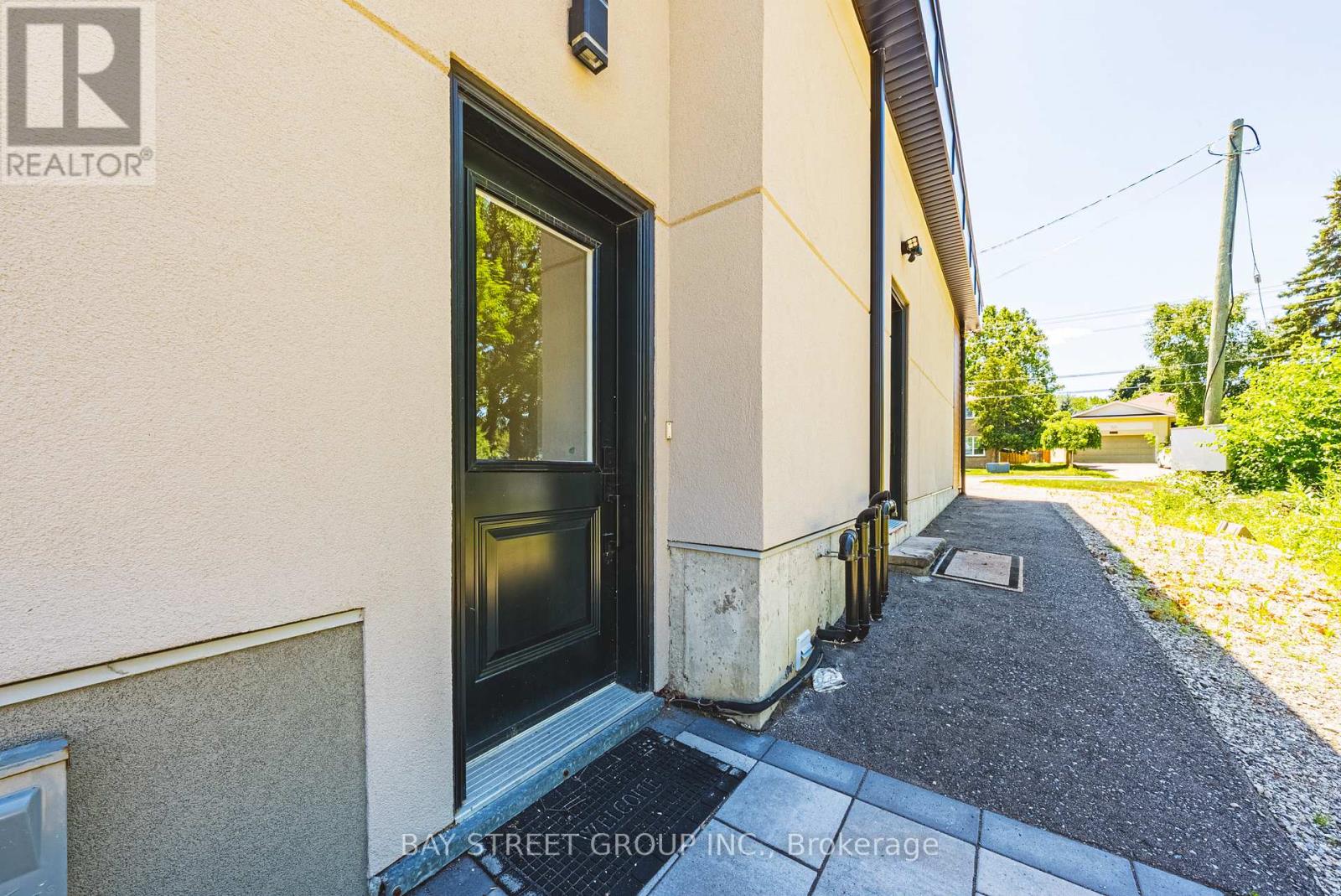Photo 39 of 2267 Fifth Line W, Mississauga ON