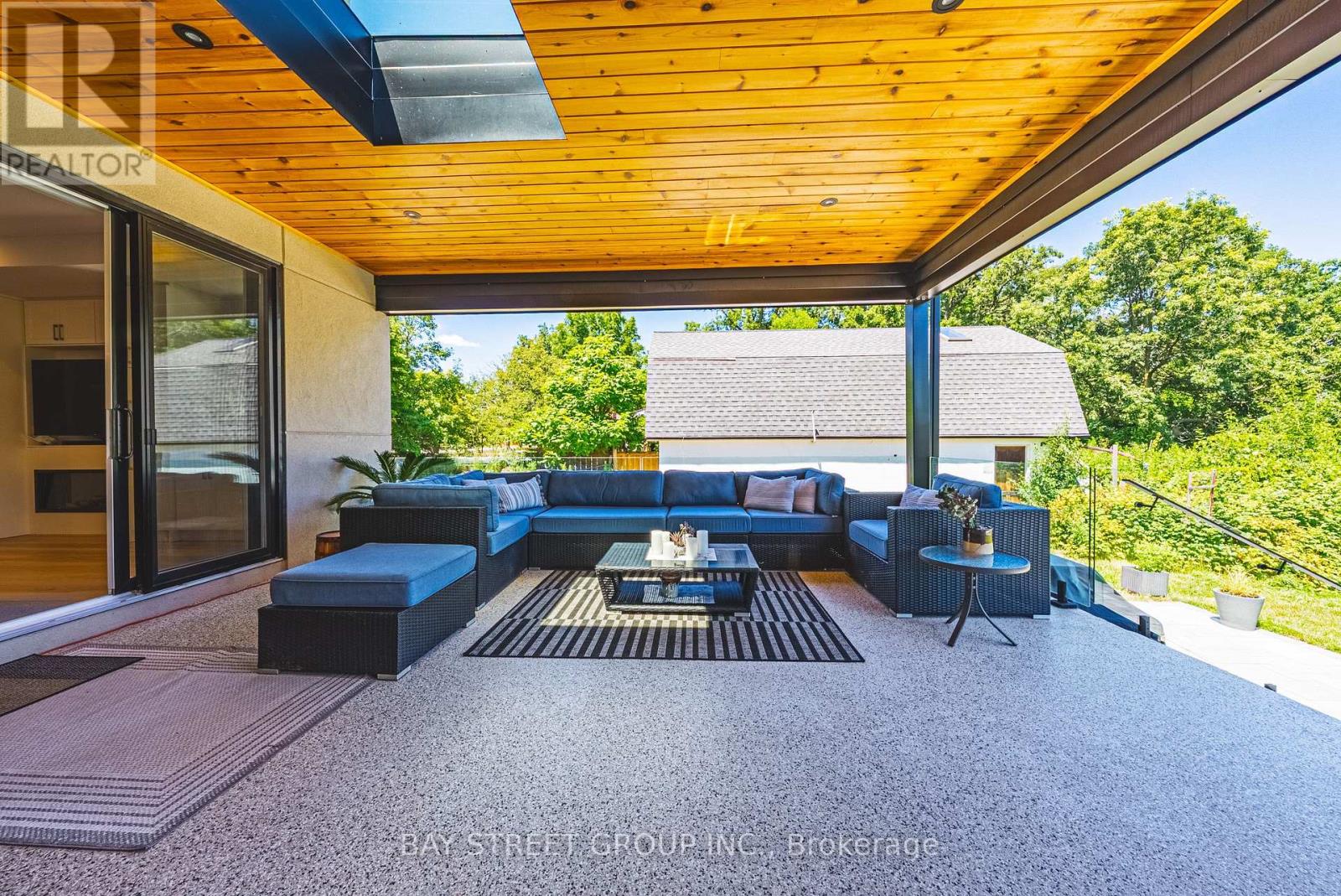 Photo 18 of 2267 Fifth Line W, Mississauga ON