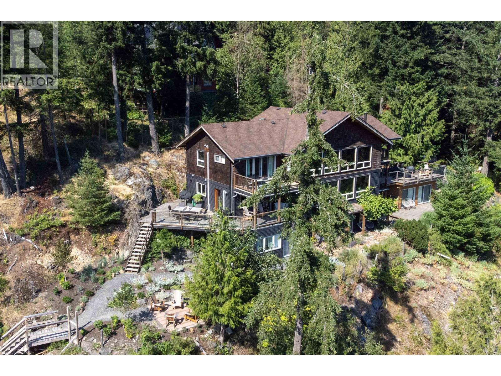 1380 FERNIE ROAD, Bowen Island
