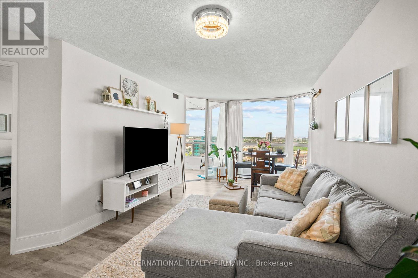 Photo 29 of 1612 4460 Tucana Court, Mississauga ON